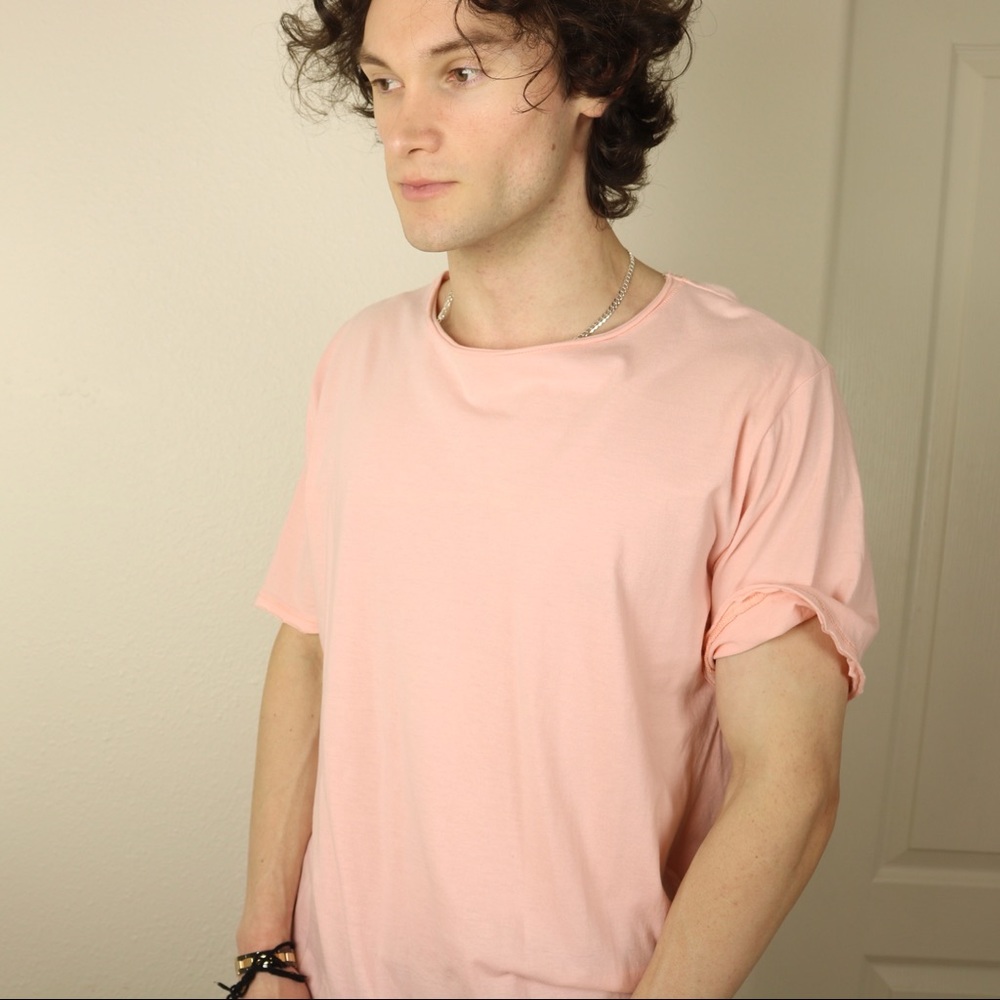 H&M Divided - Raw Edge Hem shirt